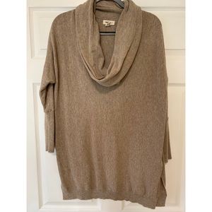 Yes LoLa Turtleneck Sweater